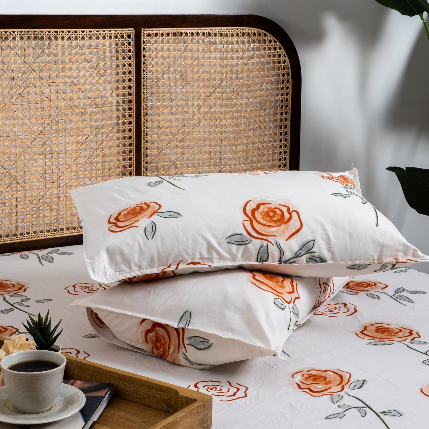 100% Cotton Bedsheet King Size , Fitted Bedsheet (1B + 2P)