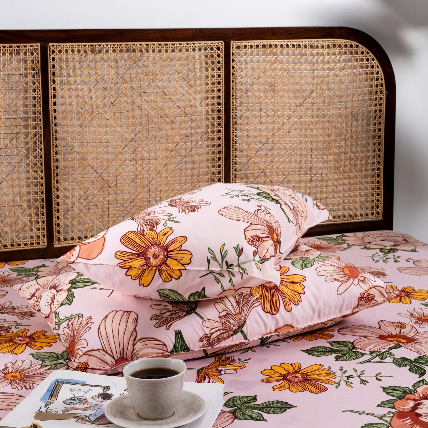 100% Cotton Bedsheet King Size , Fitted Bedsheet (1B + 2P)