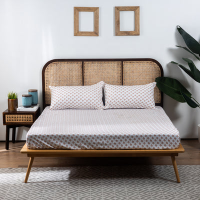 100% Cotton Bedsheet  King Size , Fitted Bedsheet (1B + 2P)