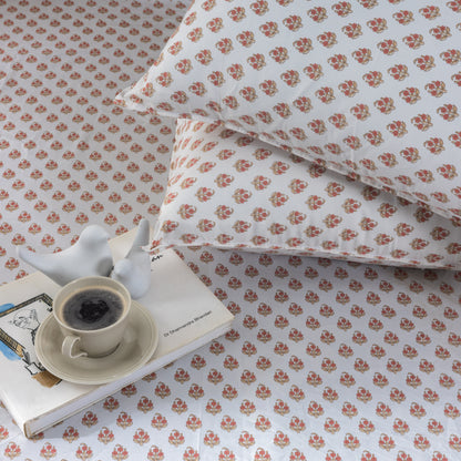 100% Cotton Bedsheet  King Size , Fitted Bedsheet (1B + 2P)