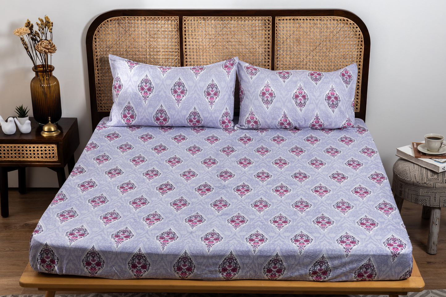 100% Cotton Bedsheet  King Size , Fitted Bedsheet (1B + 2P)