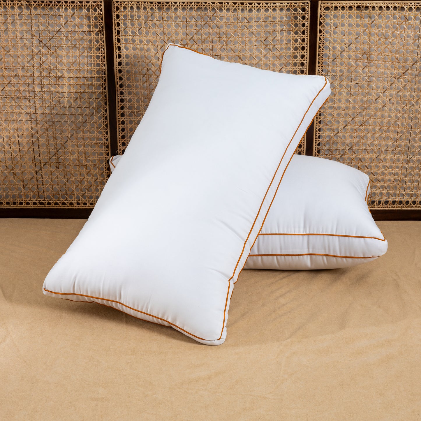 Double Piping Pillow